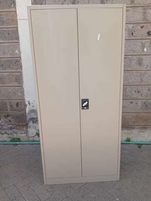 Mettalic filling cabinet image 9