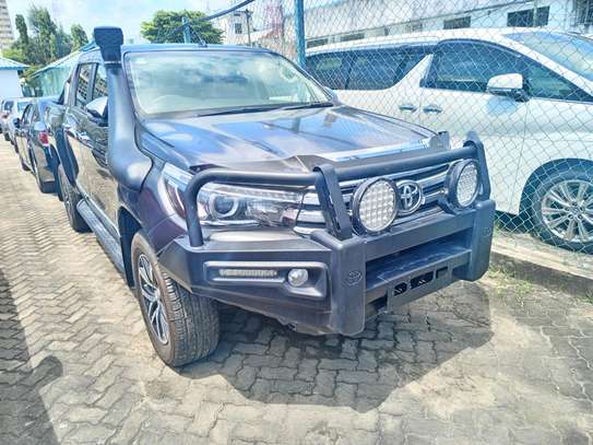 Toyota Hilux double 4*4 image 6