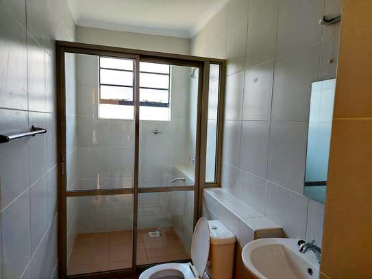 4 Bed Townhouse with En Suite at Edenville image 9