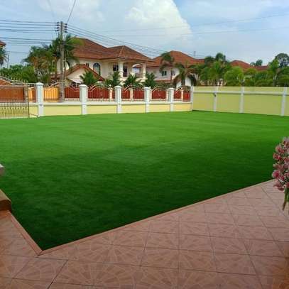 Affordable grass carpet image 1