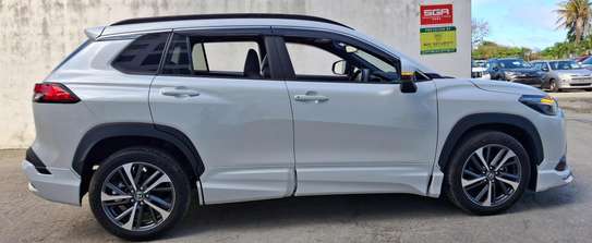 Toyota Corolla Cross  2021 Sunroof image 11