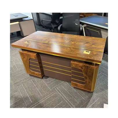 1400mm Executive Office Desk image 10