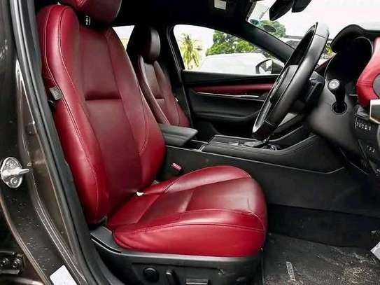 MAZDA 3 image 4