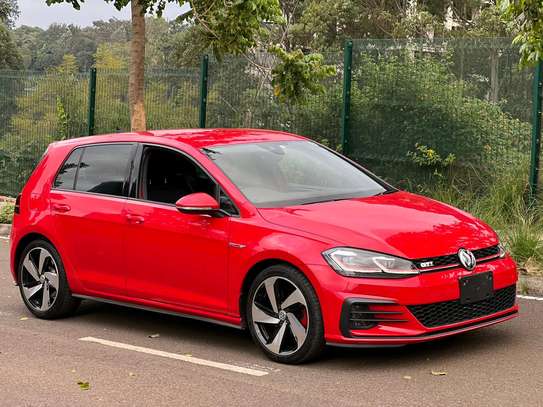 Volkswagen Golf TSI 4 2017 model fully loaded image 9