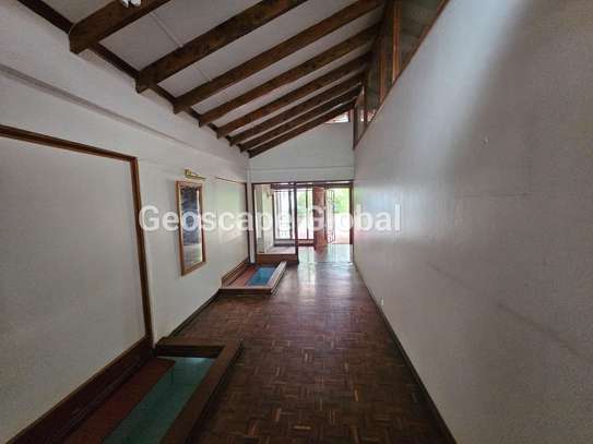 5 Bed House with En Suite in Muthaiga image 14