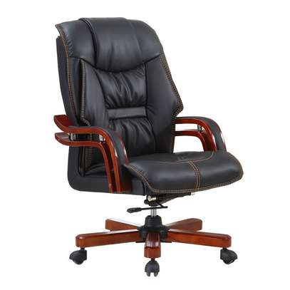 Elegant Black Leather Executive Chair with Wooden Frame image 5