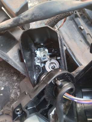 Side mirror motor-gears repair image 4