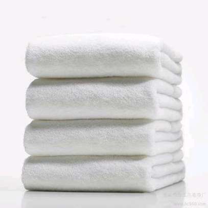 BEAUTIFUL PLAIN WHITE TOWELS image 3