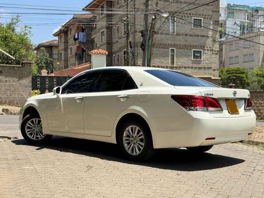 2014 Toyota Crown Royal Saloon Available Now! image 5