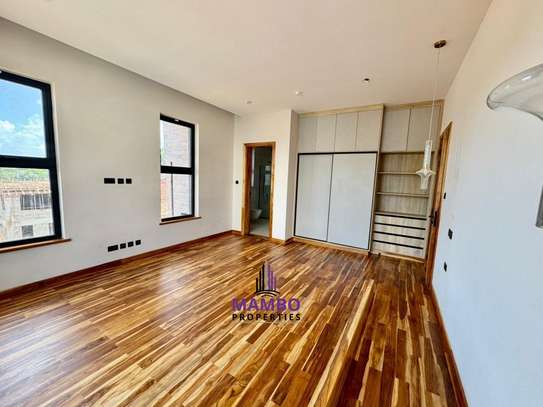 4 Bed Villa with En Suite at Off Loresho Ridge image 28