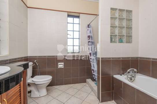 4 Bed Apartment with En Suite at Riara Road image 6
