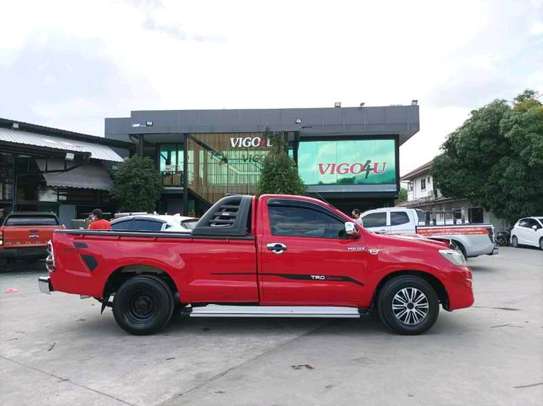 RED TOYOTA HILUX (MKOPO/HIRE PURCHASE ACCEPTED) image 5