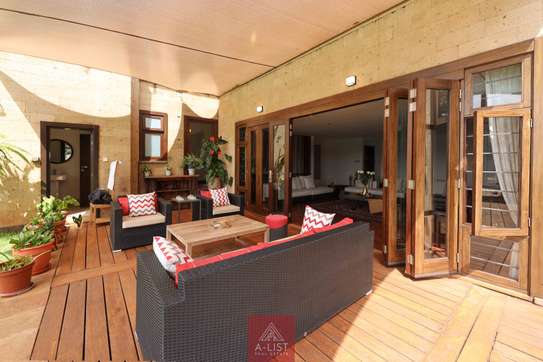 5 Bed House with En Suite at Kabarsiran Road image 3