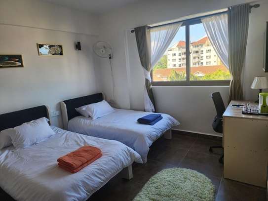 Furnished 3 Bed Apartment with En Suite at Lantana Road image 7