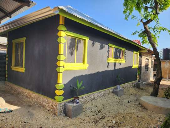 3 Bed House with En Suite at Kazadani image 1