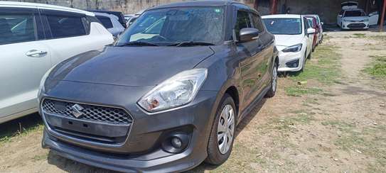 Suzuki Swift 2018 grey image 10