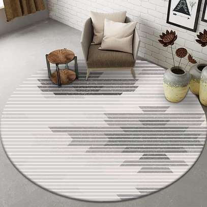 Modern Light Luxury Round Carpet image 3