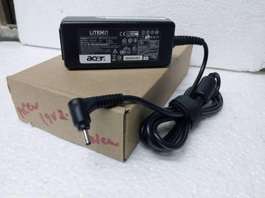 Replacement Acer TRAVELMATE B115 19V 2.1A 40W AC Adapter image 1