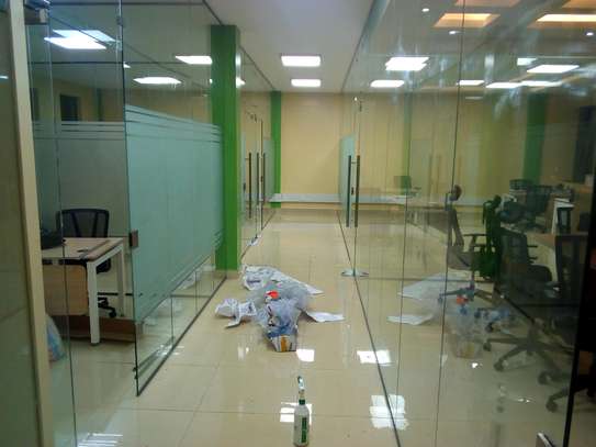 frameless glass partition image 4