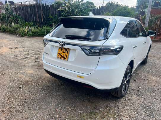 Toyota Harrier for Hire image 7