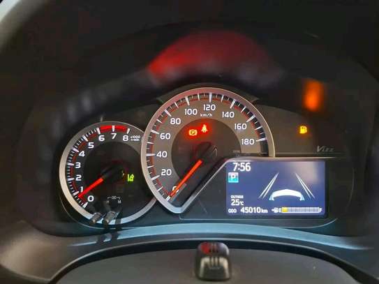 Toyota vitz  blue image 10