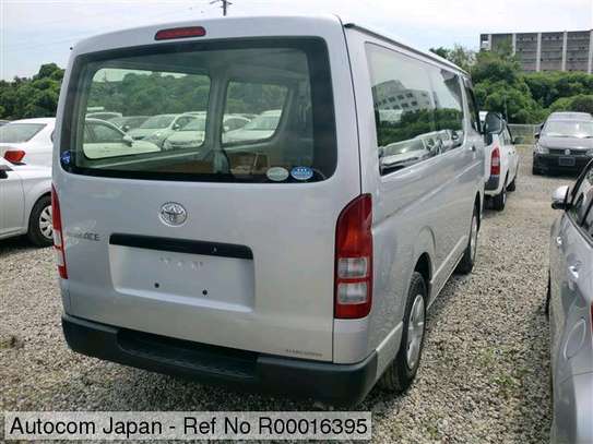Toyota hiace auto petrol (coast motors) image 7