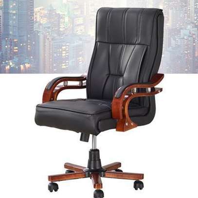 Office Chair: Executive Bliss Comfort Office Chair image 4