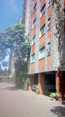 Self contained bedsitter to let at kilimani image 10