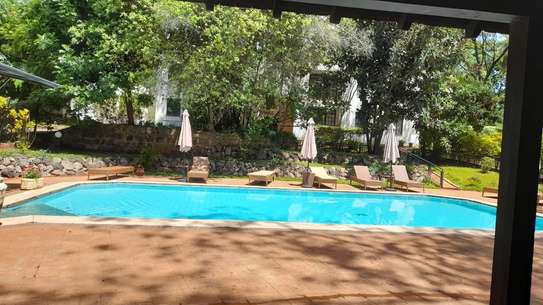 Serviced 3 Bed Apartment with Swimming Pool in Muthaiga image 2