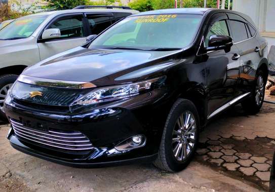 Toyota harrier fully loaded image 8