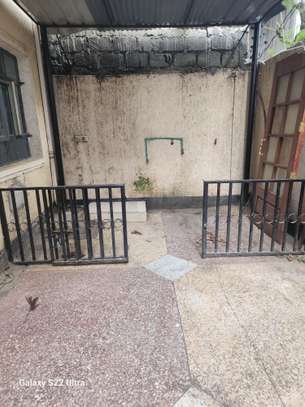 4 Bed House with En Suite at Safari Park View image 6