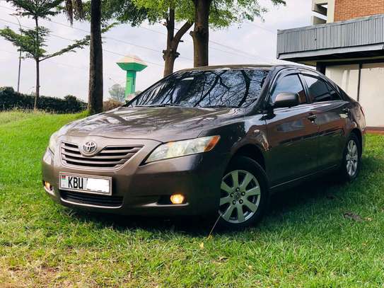Quick sale well maintained Toyota camry image 7