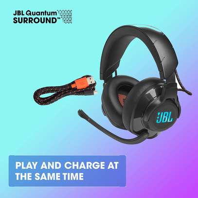 JBL Quantum 610 Wireless 2.4GHz Headset: 40h Battery image 5