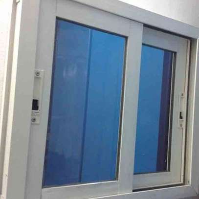 24 Hour Trusted Window Tint Service Nairobi County | Best Residential Window Tinting Services | Affordable Window tinting & Window film installation.Get Free Quote image 5