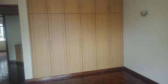 4 Bed Apartment with En Suite in Westlands Area image 12