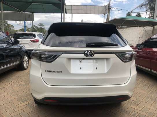 Pearl White Toyota Harrier 2016 image 3