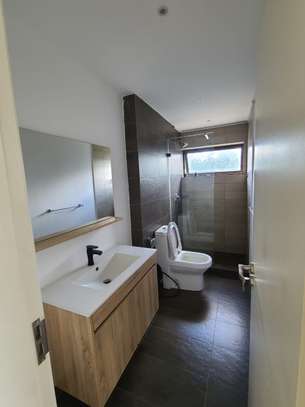Serviced 2 Bed Apartment with En Suite in Lavington image 6