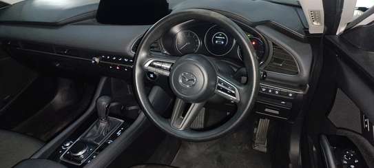 Mazda 3 Skyactive G (petrol) 2019 image 3
