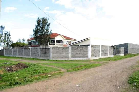 4 bedroom Mansion ( +1br sq) at Pipeline, Nakuru image 3