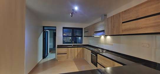 4 Bed Townhouse with En Suite at Ruiru image 4