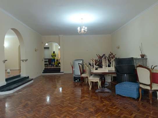 4 Bed House with En Suite in Runda image 5