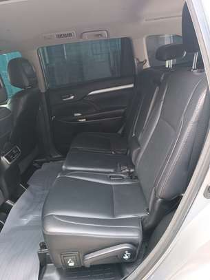 TOYOTA KLUGER FOR SALE image 1