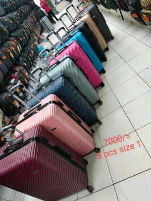 Faiba suitcases available in 3 pcs image 2