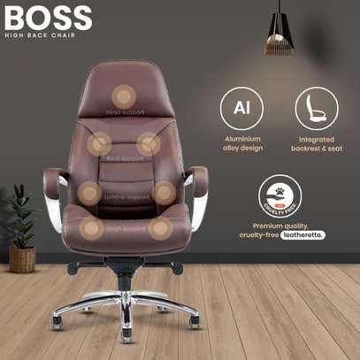 Modern Luxury Leather Executive Office Chair image 3