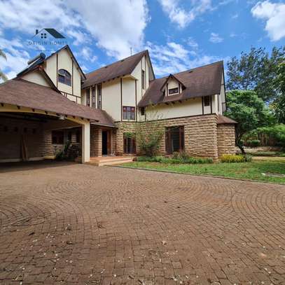 5 Bed House with En Suite at Runda Drive image 1