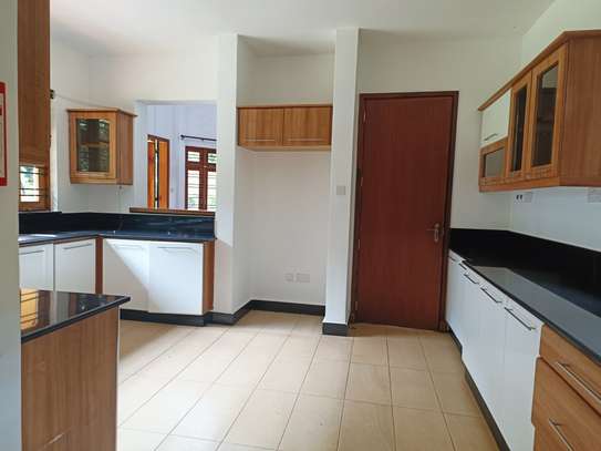 4 Bed House with En Suite at Panafric image 28
