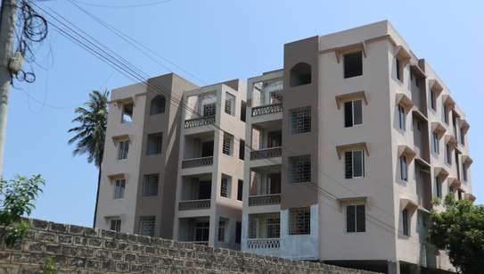 2 Bed Apartment with Balcony in Mtwapa image 1