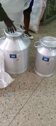 Aluminium Milking Cans image 2