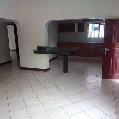 2 bedroom apartment for rent. image 2