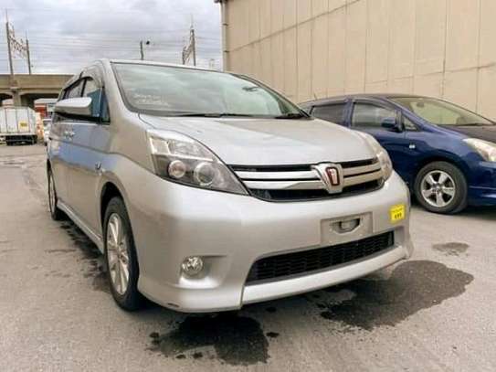 TOYOTA ISIS (MKOPO/HIRE PURCHASE ACCEPTED) image 2